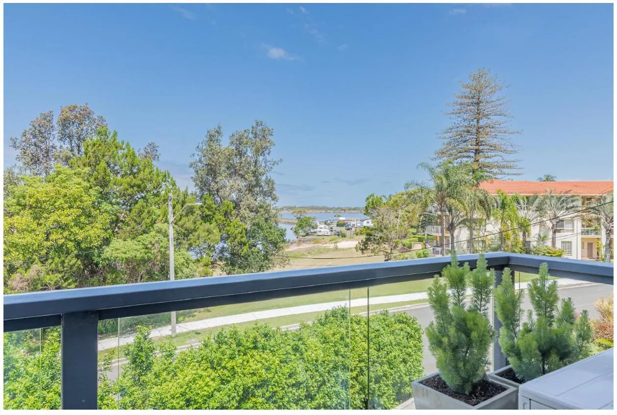 Salt & Sand Getaway East Ballina